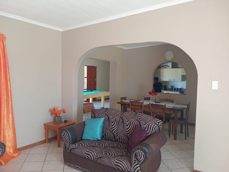 3 Bedroom Property for Sale in Wavecrest Eastern Cape